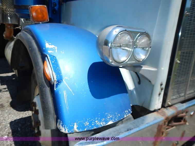 image for item I3612 1985 Peterbilt 349 dump truck