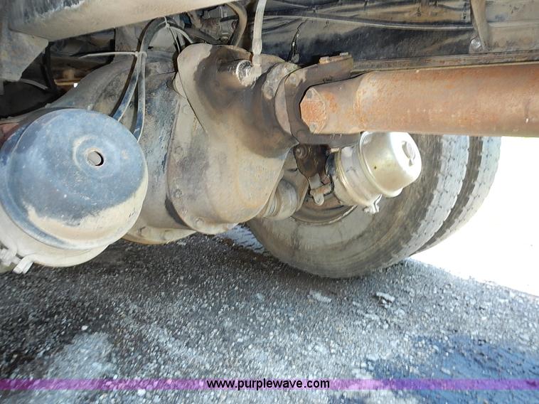 image for item I3612 1985 Peterbilt 349 dump truck