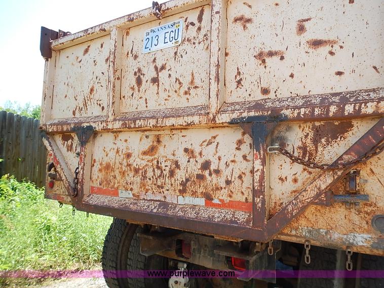 image for item I3612 1985 Peterbilt 349 dump truck