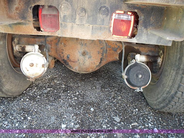 image for item I3612 1985 Peterbilt 349 dump truck