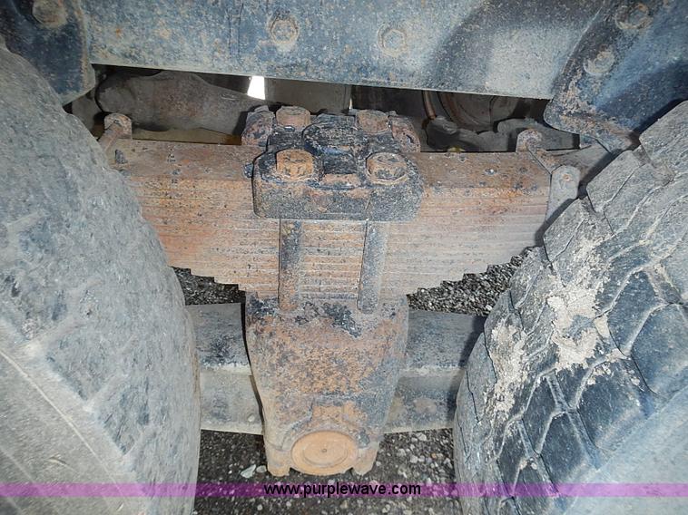 image for item I3612 1985 Peterbilt 349 dump truck