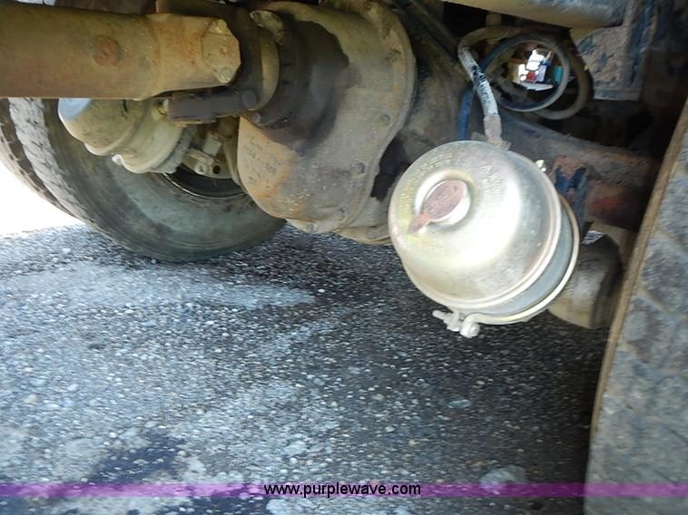 image for item I3612 1985 Peterbilt 349 dump truck