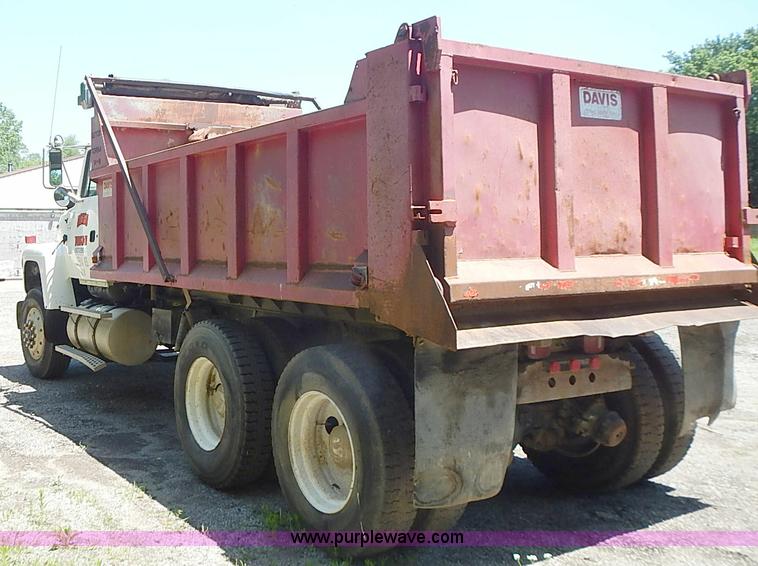 image for item I3614 1996 Ford LT9000 dump truck