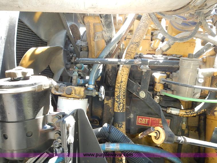 image for item I3614 1996 Ford LT9000 dump truck