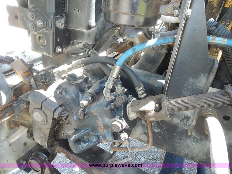 image for item I3614 1996 Ford LT9000 dump truck