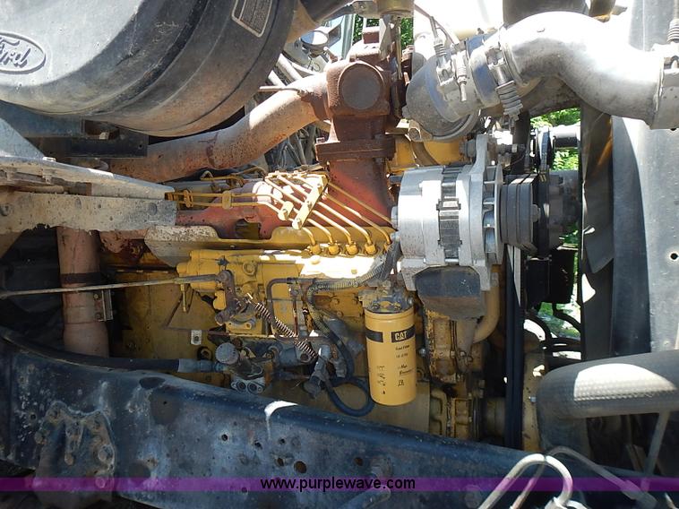 image for item I3614 1996 Ford LT9000 dump truck