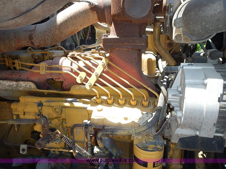 image for item I3614 1996 Ford LT9000 dump truck