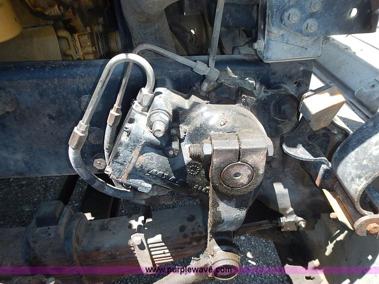 image for item I3614 1996 Ford LT9000 dump truck