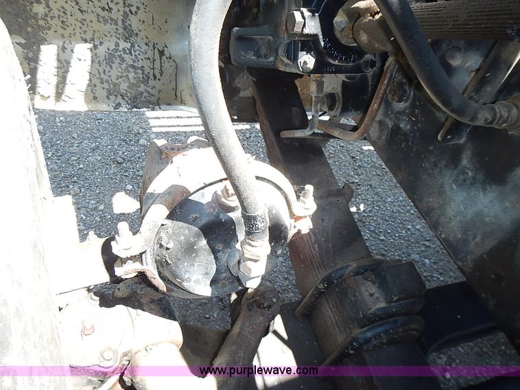 image for item I3614 1996 Ford LT9000 dump truck