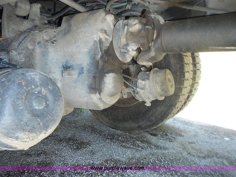 image for item I3614 1996 Ford LT9000 dump truck