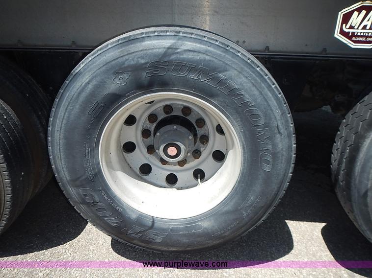 image for item I3615 2007 MAC 28' aluminum trailer