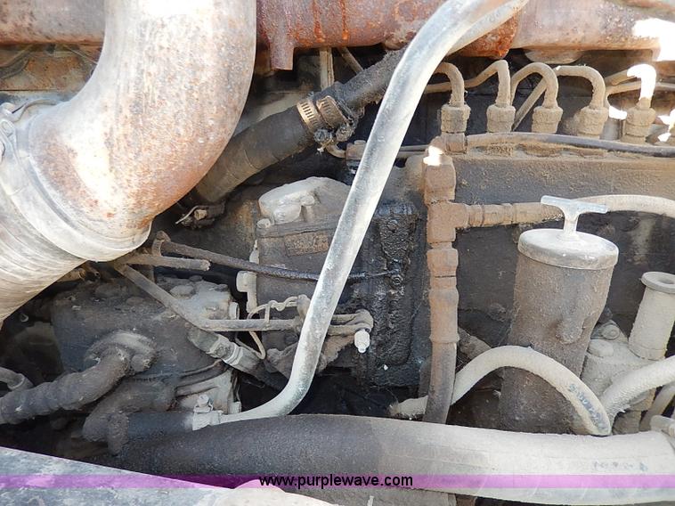 image for item I3747 1968 Mack R600 water truck