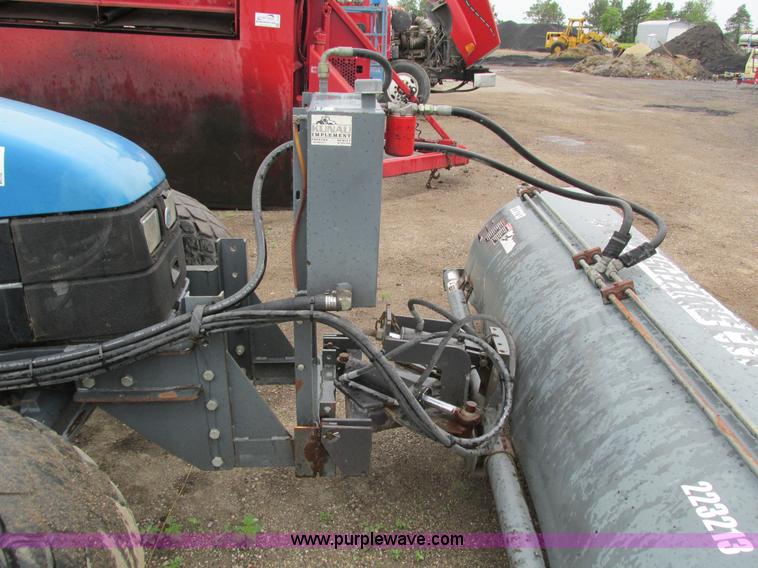 image for item I4163 2000 New Holland TL80 MFWD tractor