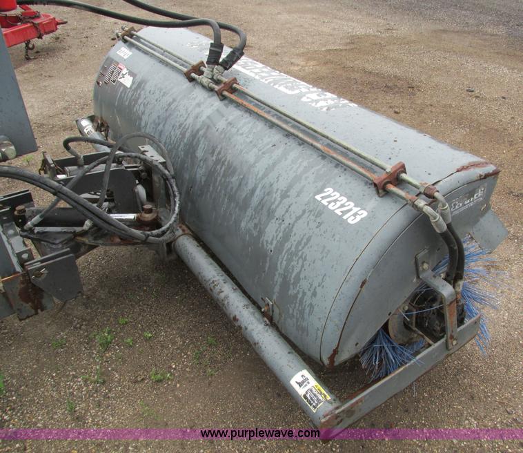 image for item I4163 2000 New Holland TL80 MFWD tractor