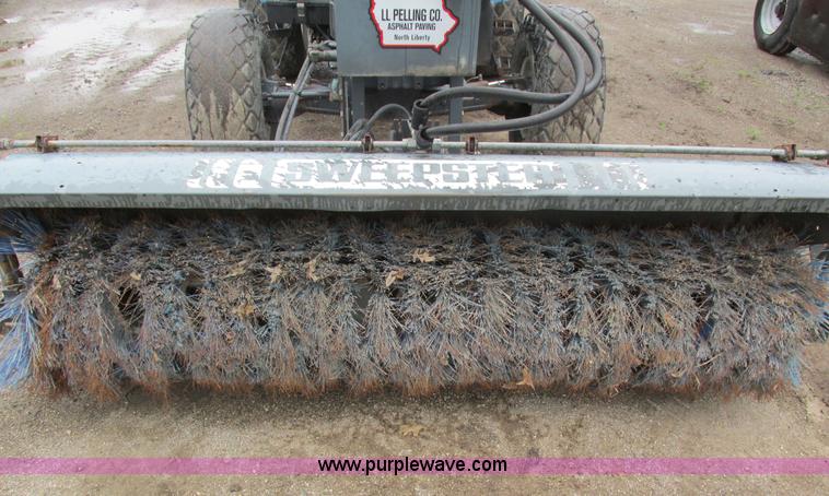 image for item I4163 2000 New Holland TL80 MFWD tractor