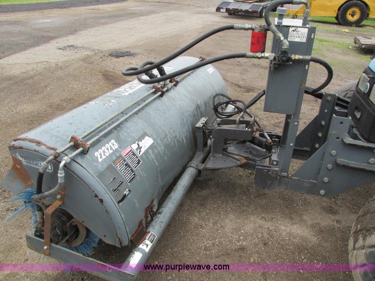 image for item I4163 2000 New Holland TL80 MFWD tractor