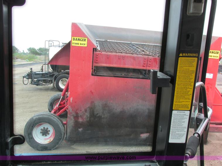 image for item I4163 2000 New Holland TL80 MFWD tractor