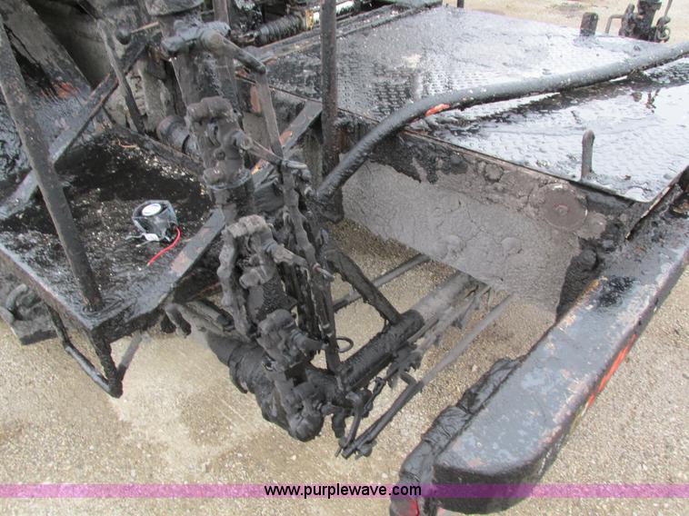 image for item I4166 1989 Volvo WCA64T oil distribution truck