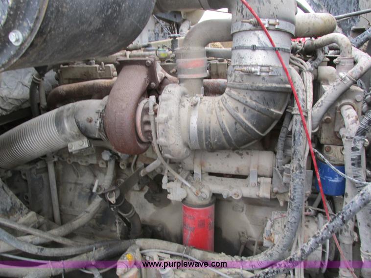 image for item I4166 1989 Volvo WCA64T oil distribution truck