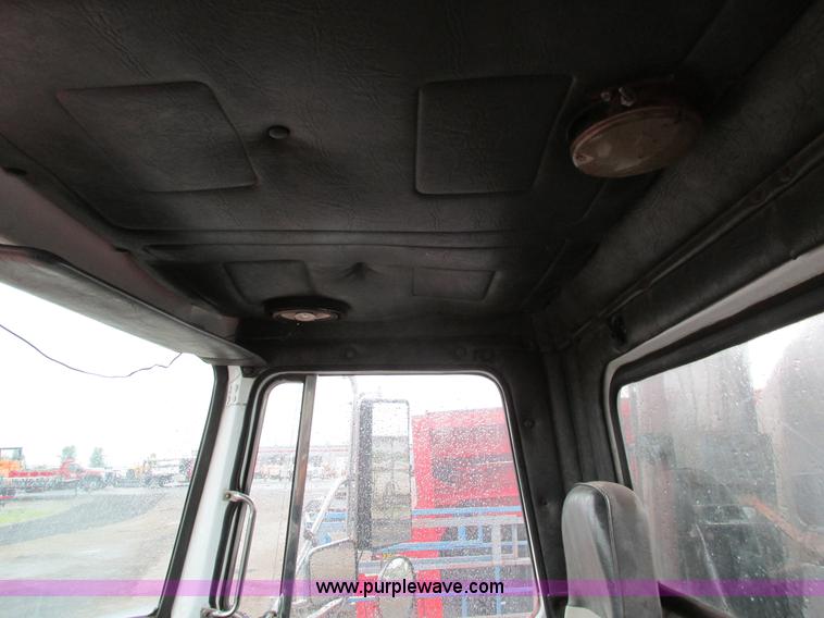 image for item I4166 1989 Volvo WCA64T oil distribution truck