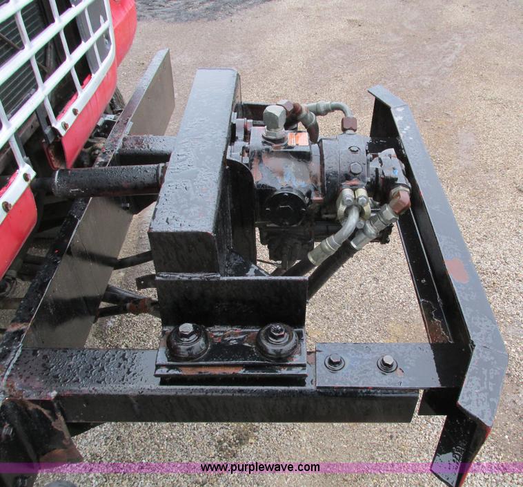 image for item I4169 1978 Ford 8000 oil distribution truck