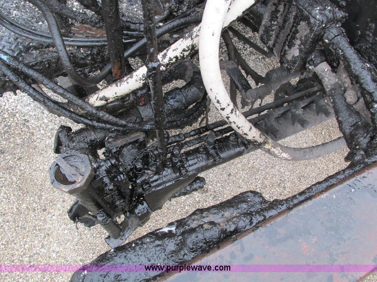 image for item I4169 1978 Ford 8000 oil distribution truck