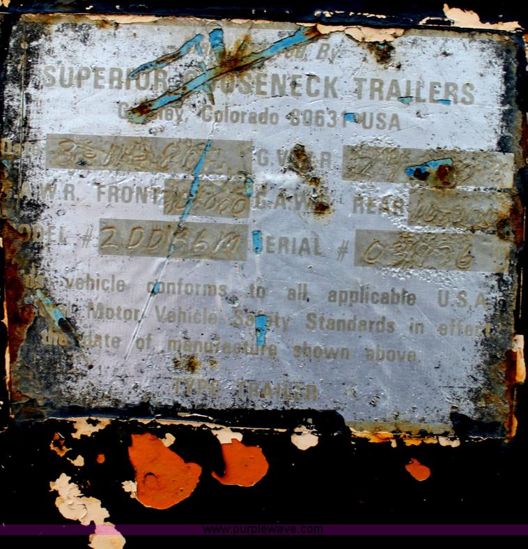 image for item I7347 1980 Superior gooseneck trailer