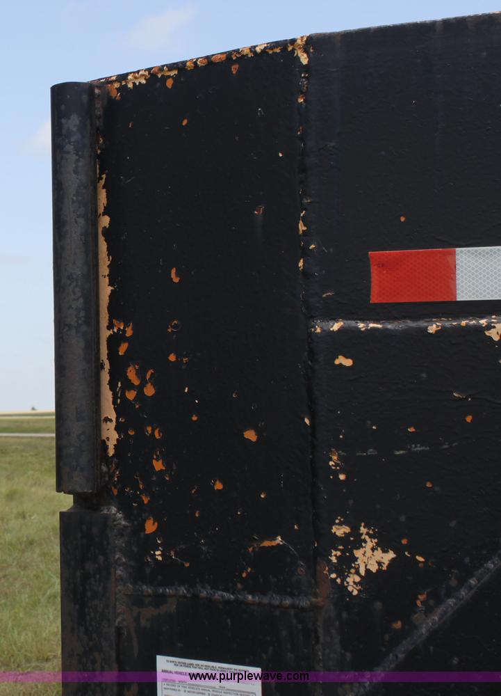 image for item I7347 1980 Superior gooseneck trailer