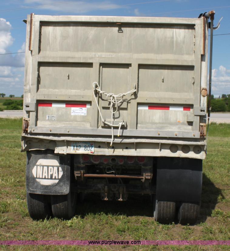 image for item I7392 1976 City aluminum end dump trailer