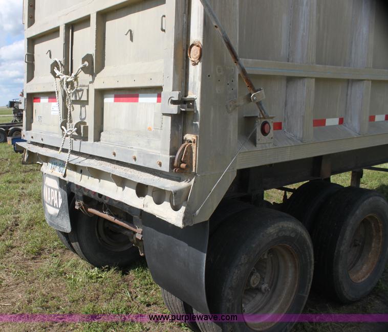 image for item I7392 1976 City aluminum end dump trailer