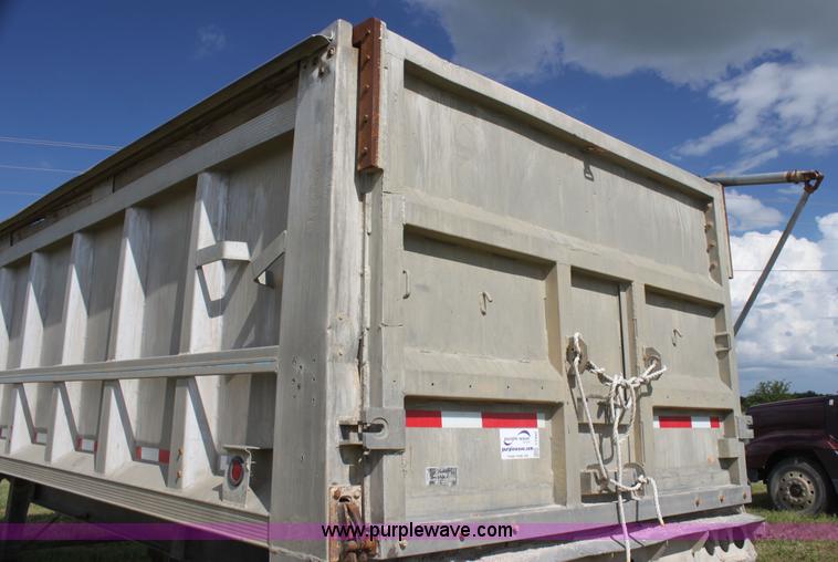 image for item I7392 1976 City aluminum end dump trailer