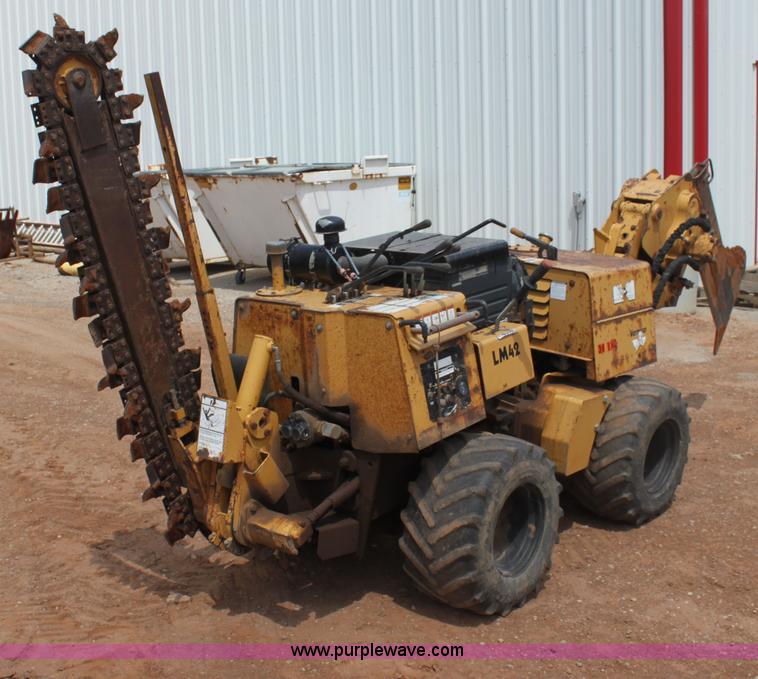 image for item I7425 Vermeer LM42 vibratory plow