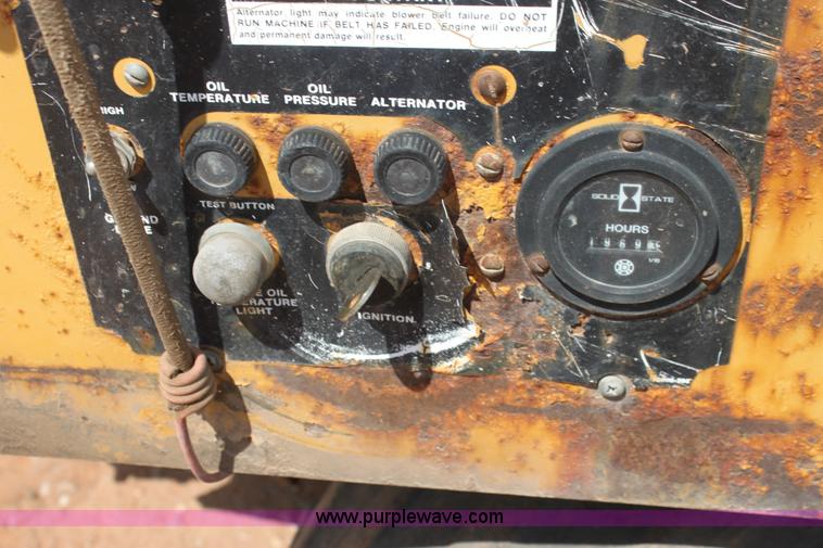 image for item I7425 Vermeer LM42 vibratory plow