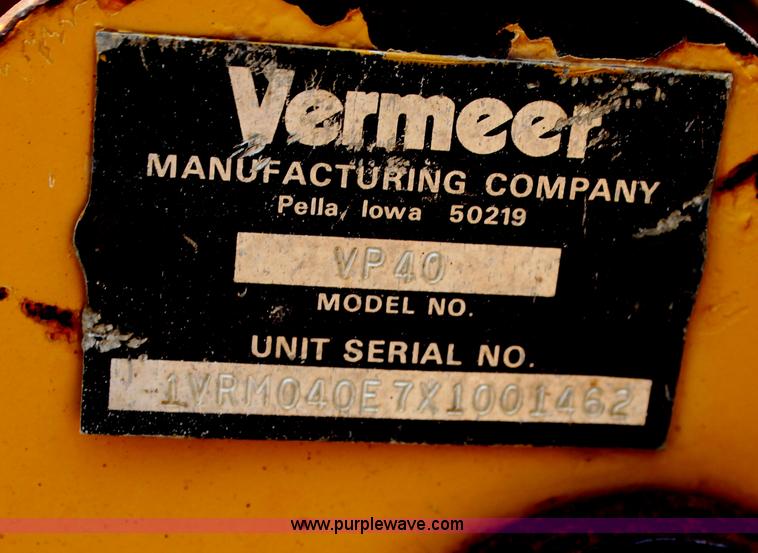 image for item I7425 Vermeer LM42 vibratory plow