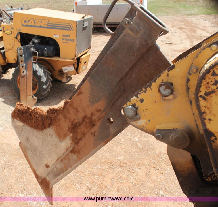 image for item I7425 Vermeer LM42 vibratory plow