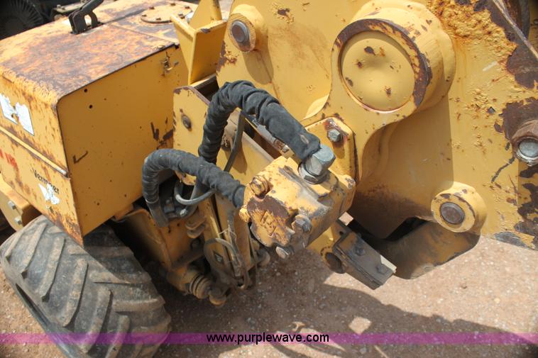 image for item I7425 Vermeer LM42 vibratory plow