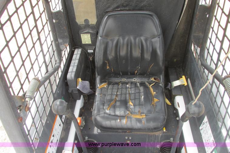 image for item I9592 1998 Bobcat 963 skid steer