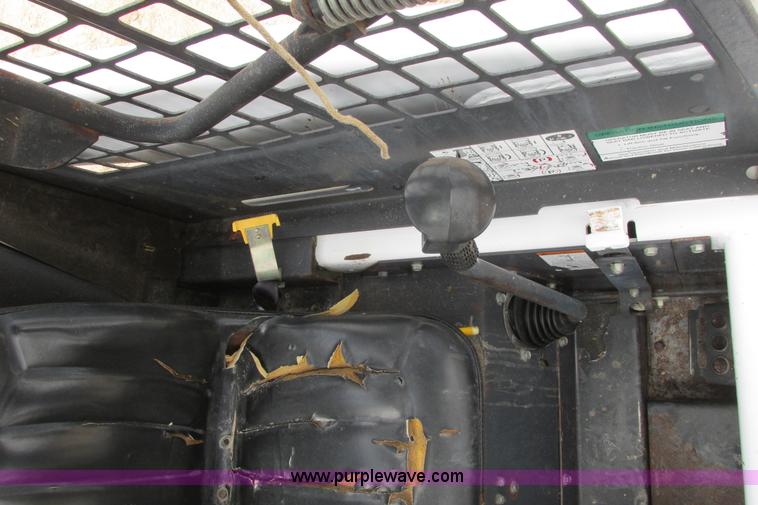 image for item I9592 1998 Bobcat 963 skid steer