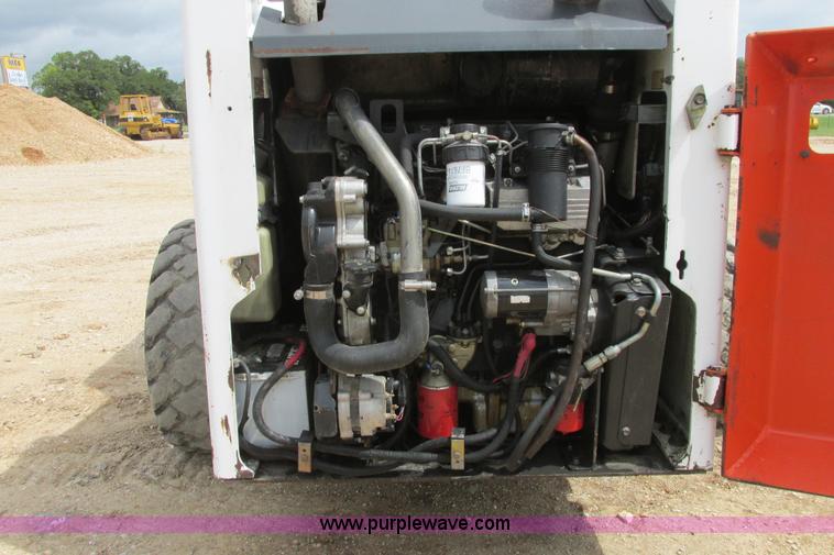 image for item I9592 1998 Bobcat 963 skid steer