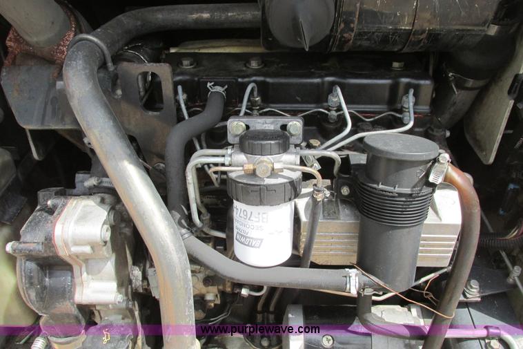 image for item I9592 1998 Bobcat 963 skid steer