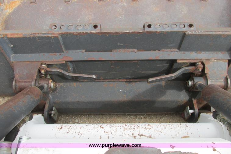 image for item I9592 1998 Bobcat 963 skid steer