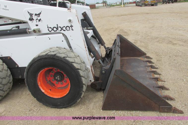 image for item I9592 1998 Bobcat 963 skid steer