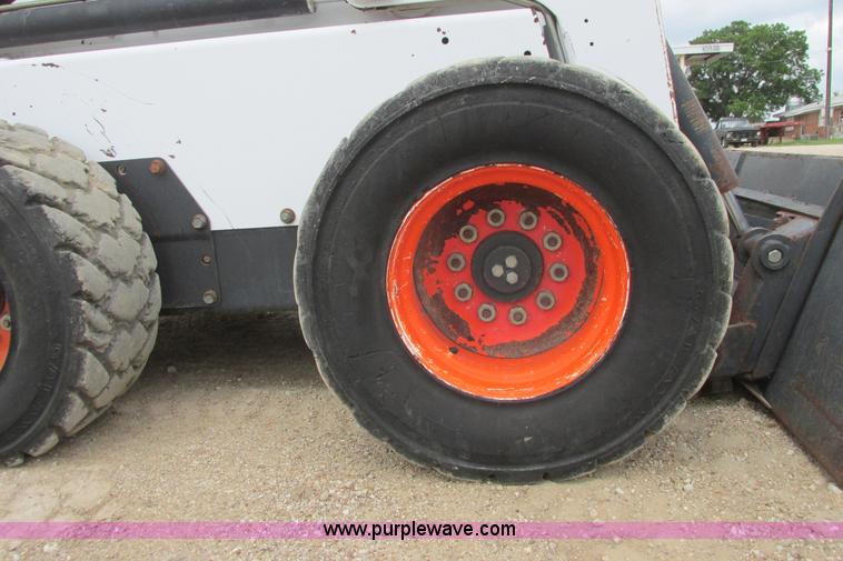 image for item I9592 1998 Bobcat 963 skid steer