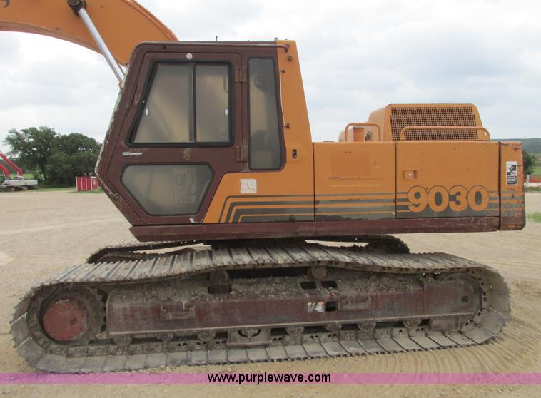 image for item I9594 1994 Case 9030 excavator