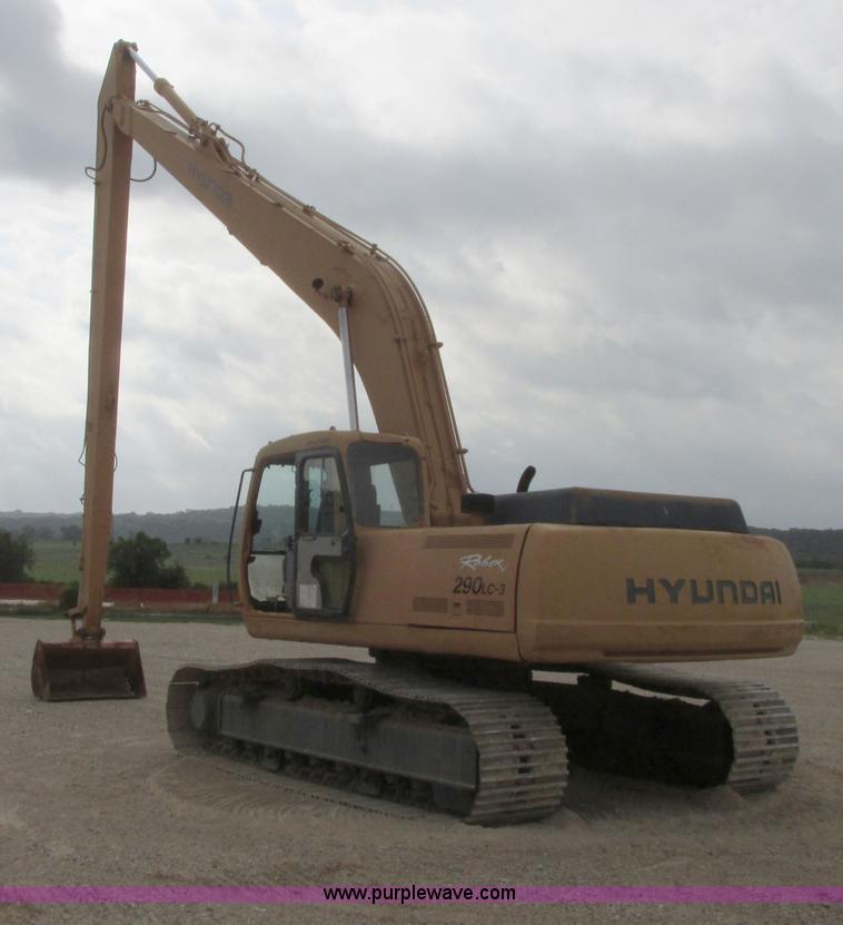 image for item I9595 1998 Hyundai Robex 290LC-3 long reach excavator