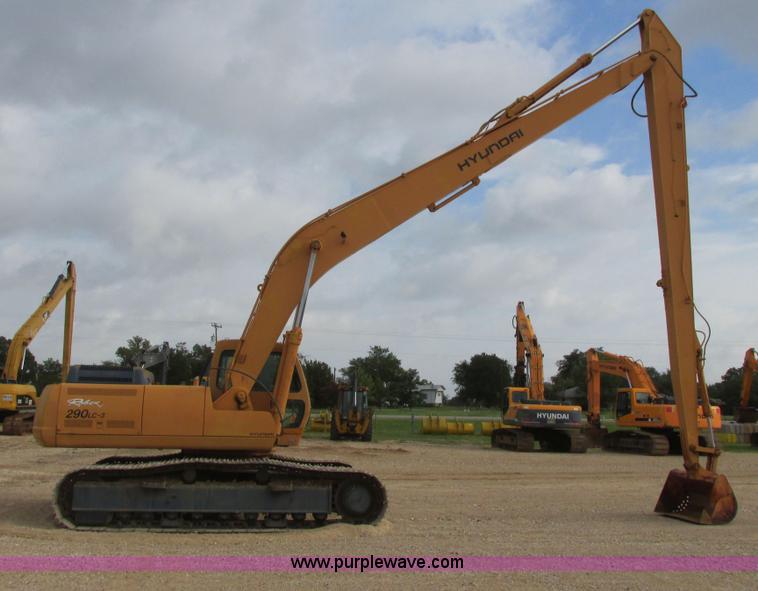 image for item I9595 1998 Hyundai Robex 290LC-3 long reach excavator