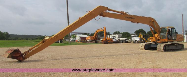 image for item I9595 1998 Hyundai Robex 290LC-3 long reach excavator