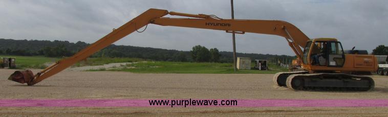 image for item I9595 1998 Hyundai Robex 290LC-3 long reach excavator