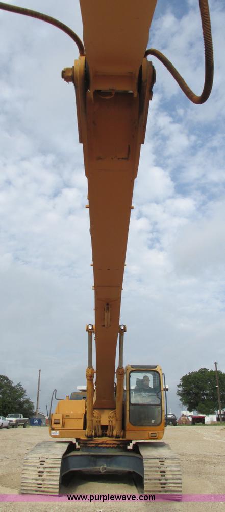 image for item I9595 1998 Hyundai Robex 290LC-3 long reach excavator