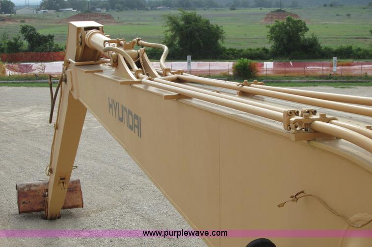 image for item I9595 1998 Hyundai Robex 290LC-3 long reach excavator